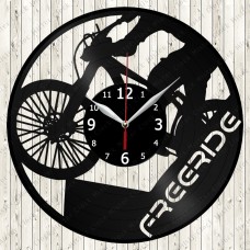 Urban Freeride Vinyl Record Clock 